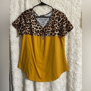 Gold w/leopard accent top size L